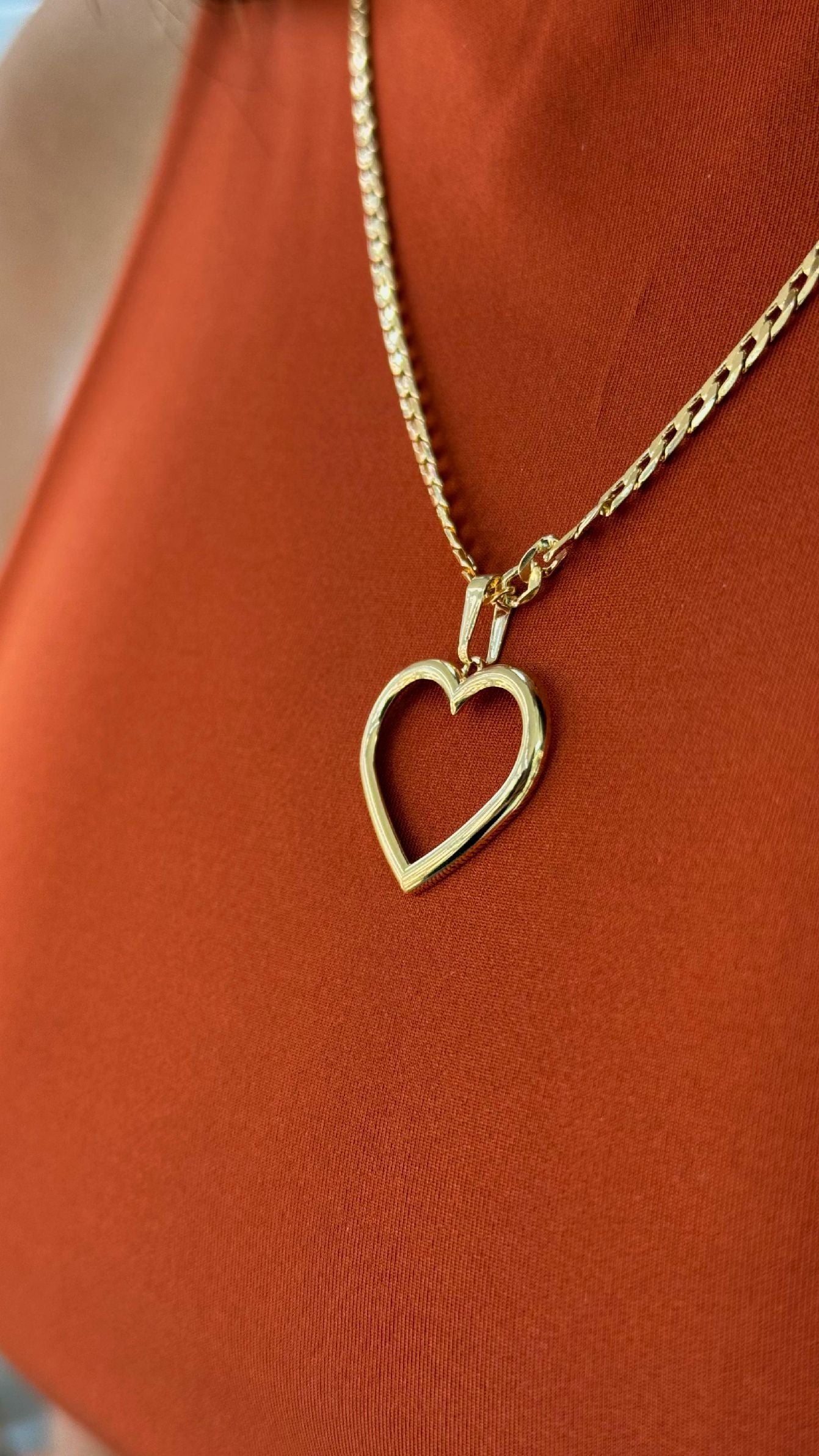 DIJE SILUETA CORAZON 2CM